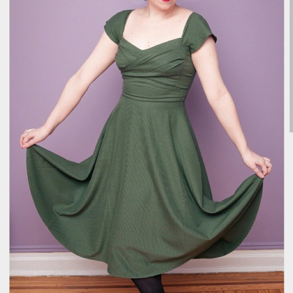 Stop Staring Pinup Dress Green 2x